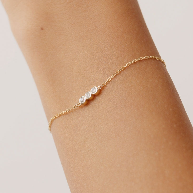 14K Real Solid Gold Trio Genuine Diamond Bracelet with three bezel-set genuine diamonds on a dainty gold chain; an elegant and timeless piece, ideal for gifts and layering, perfect for special occasions.