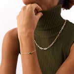 14K Real Solid Gold Bracelet with a single emerald birthstone bead, a dainty and elegant green gemstone bracelet suitable for daily wear or special gifts like Mother’s Day and Christmas.