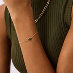 14K Real Solid Gold Bracelet with a single emerald birthstone bead, a dainty and elegant green gemstone bracelet suitable for daily wear or special gifts like Mother’s Day and Christmas.