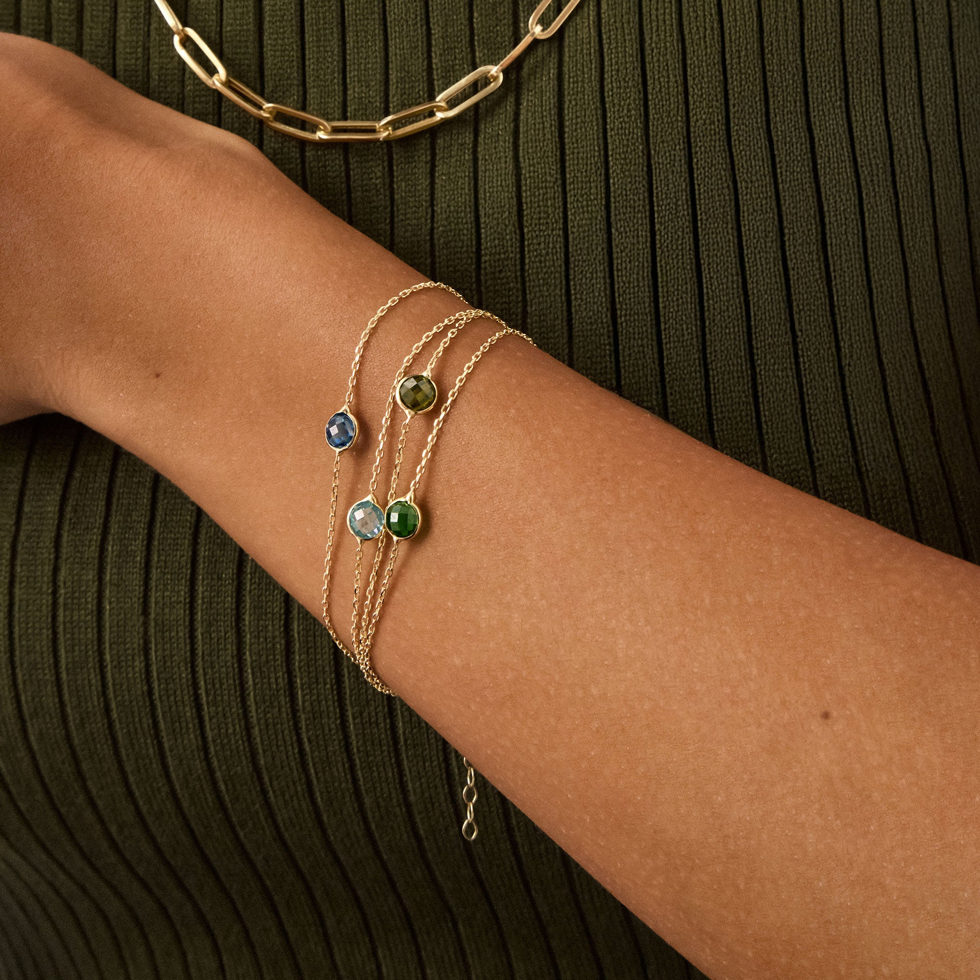 14K Real Solid Gold Peridot Birthstone Bead Bracelet with an adjustable chain and vibrant green peridot gemstone, perfect for August birthdays and everyday elegance.
